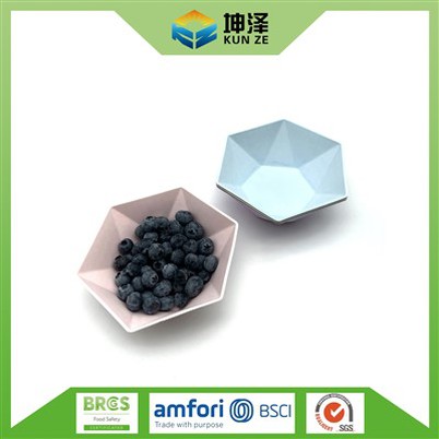 Цветные бумажные миски